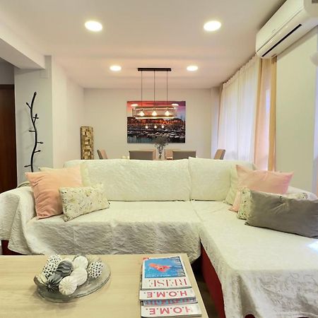 Luxury New Apartment City Centre & Beach, Alicante Eksteriør billede