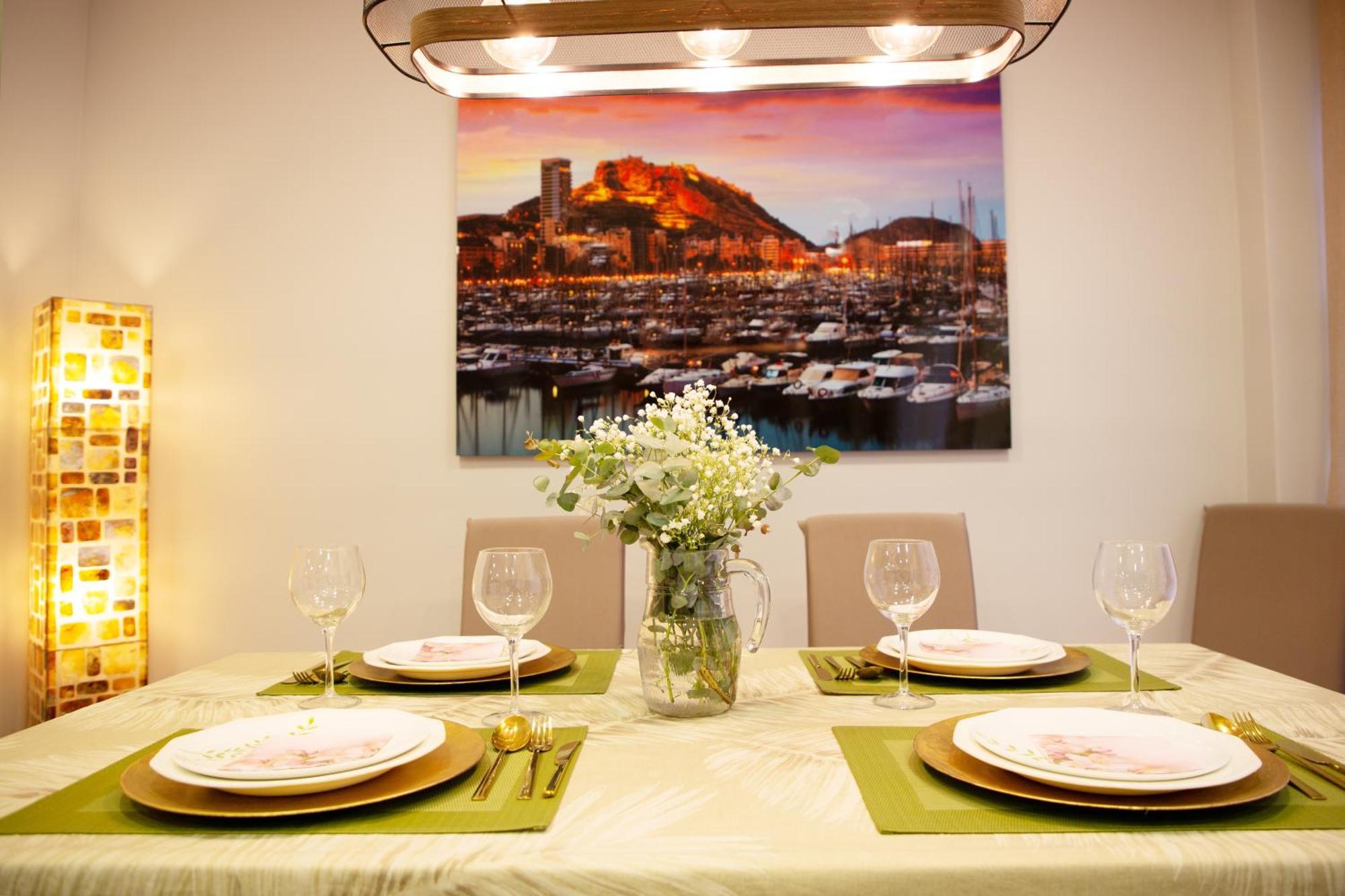 Luxury New Apartment City Centre & Beach, Alicante Eksteriør billede